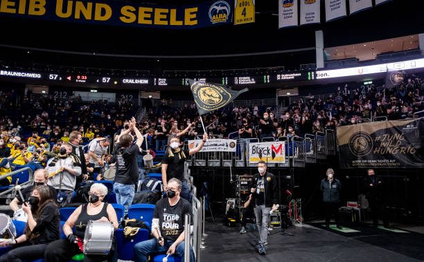 成为内外线 成为内外线