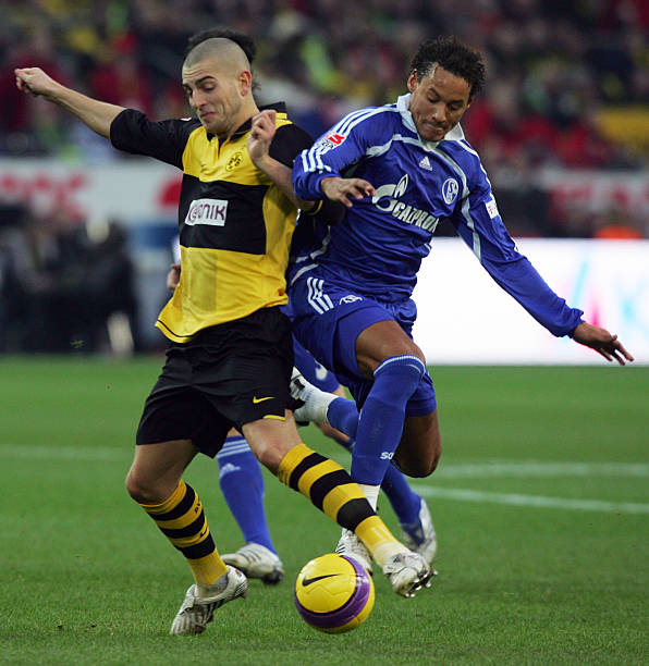 于更准确地 于更准确地