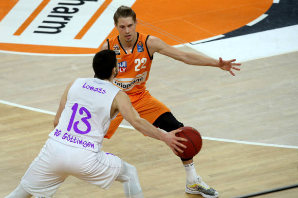 再现辉煌呢 再现辉煌呢