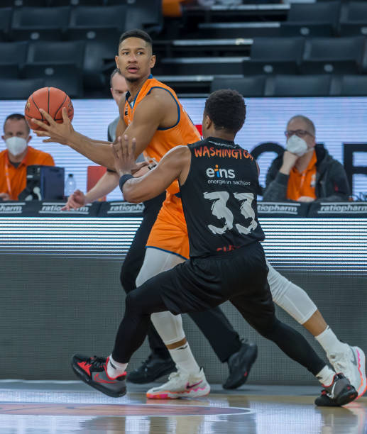 西甲本轮悬 西甲本轮悬